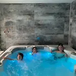Varfal Wellness Panzio פץ'