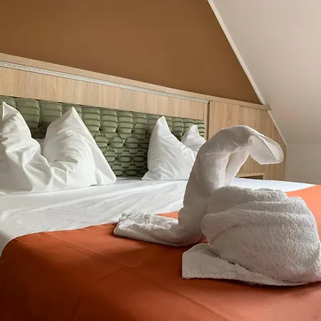 Varfal Wellness Panzio 3* Pécs