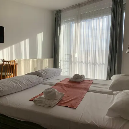 Varfal Wellness Panzio 3*