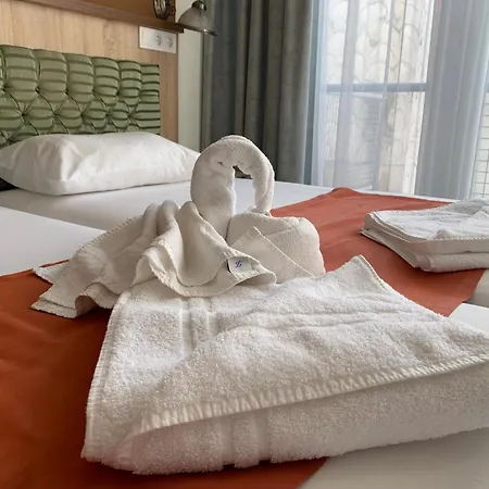 Varfal Wellness Panzio 3* Πετς